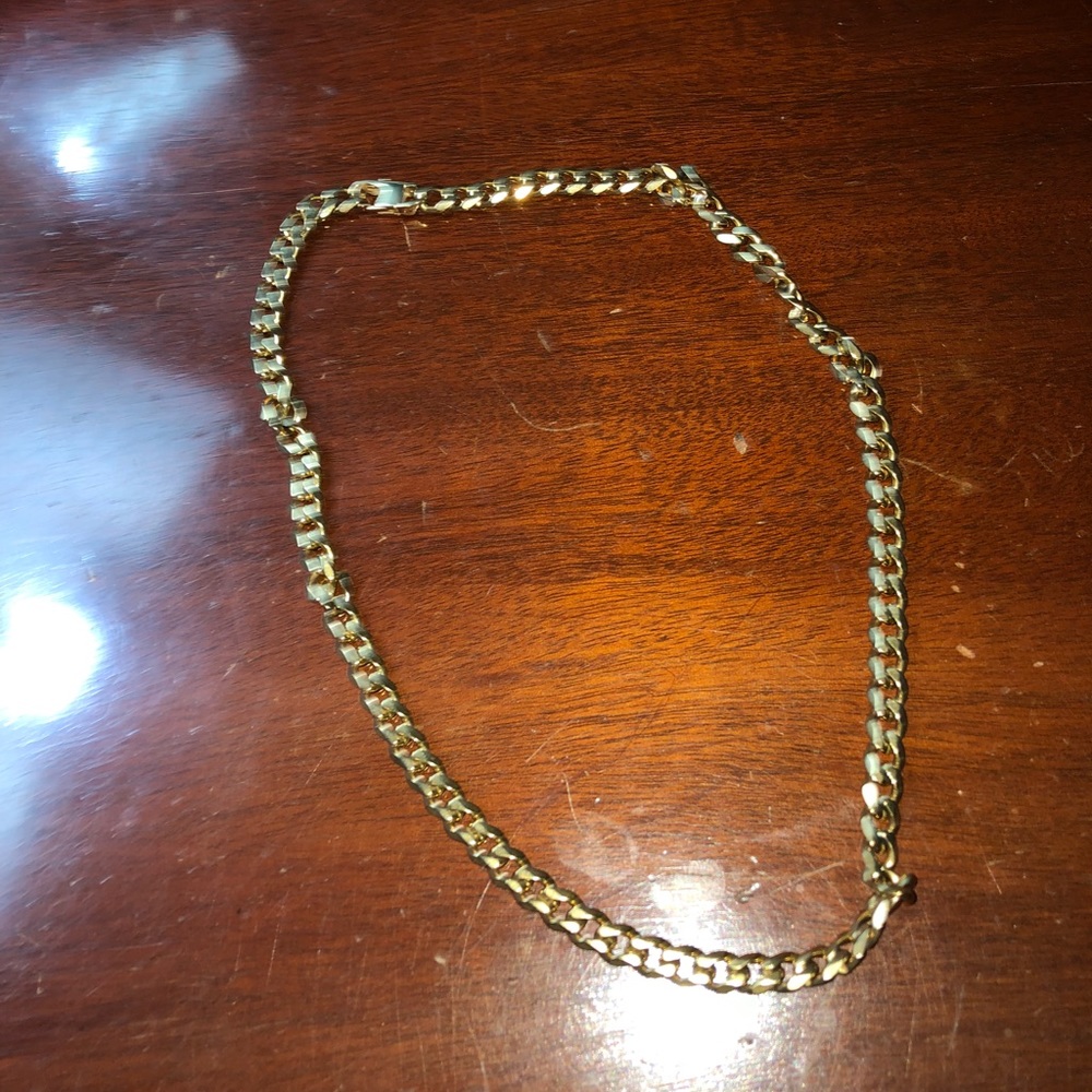 Gold cuban link choker